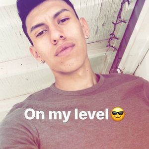 Meet your Posher, Cesar